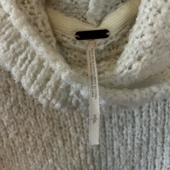 FREE PEOPLE BFF Cowl Neck Oversized Sweater | Small oversized - Picture 3 of 8